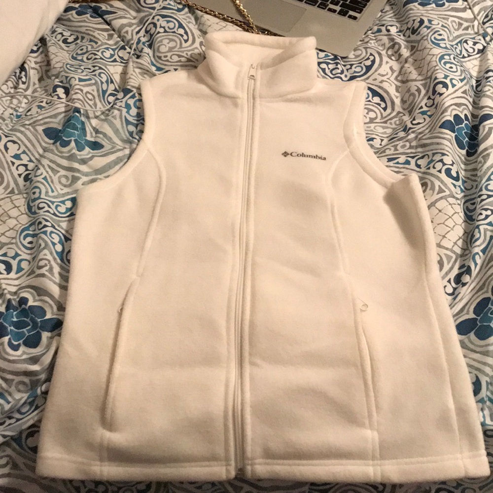 Columbia vest